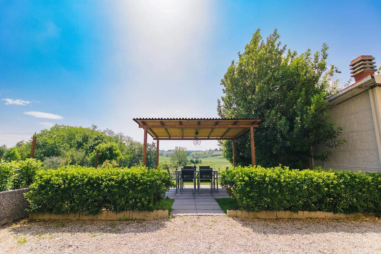 Podere La Vignata Toiano 0*,