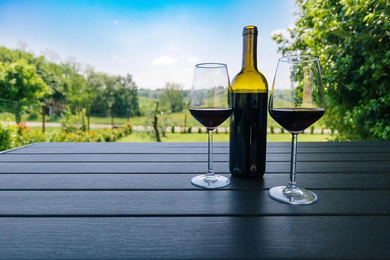 Podere La Vignata Toiano Ferienhaus